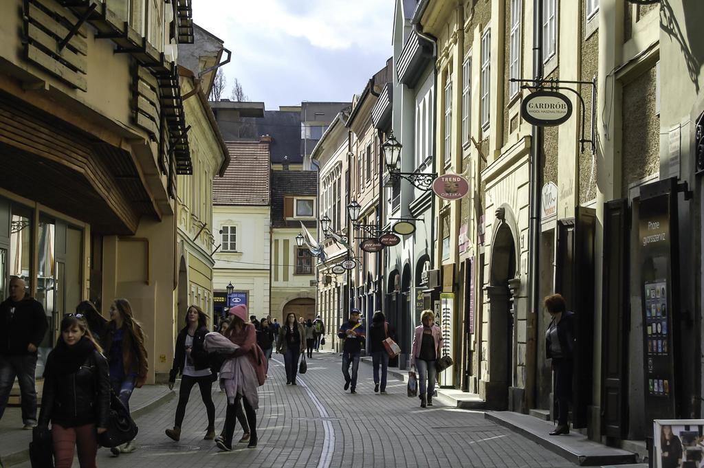 Harmónia Apartmanház Apartman Eger Kültér fotó